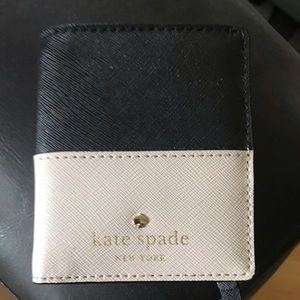 Wallet very thin